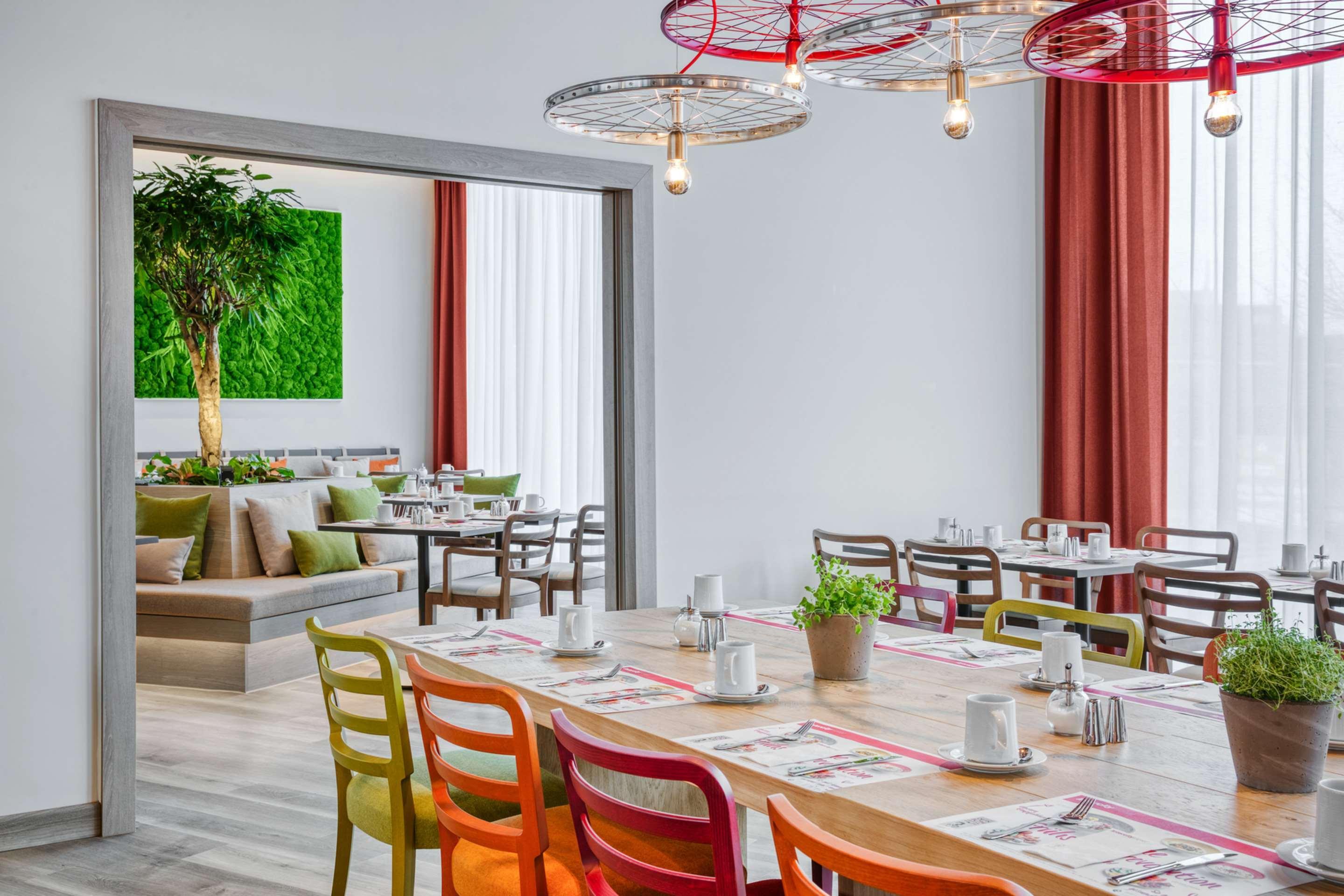 Intercityhotel Hannover Hauptbahnhof-Ost Екстериор снимка
